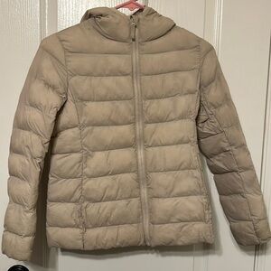 Uniqlo youth puffer jacket